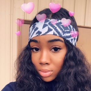 Meet your Posher, Destiny